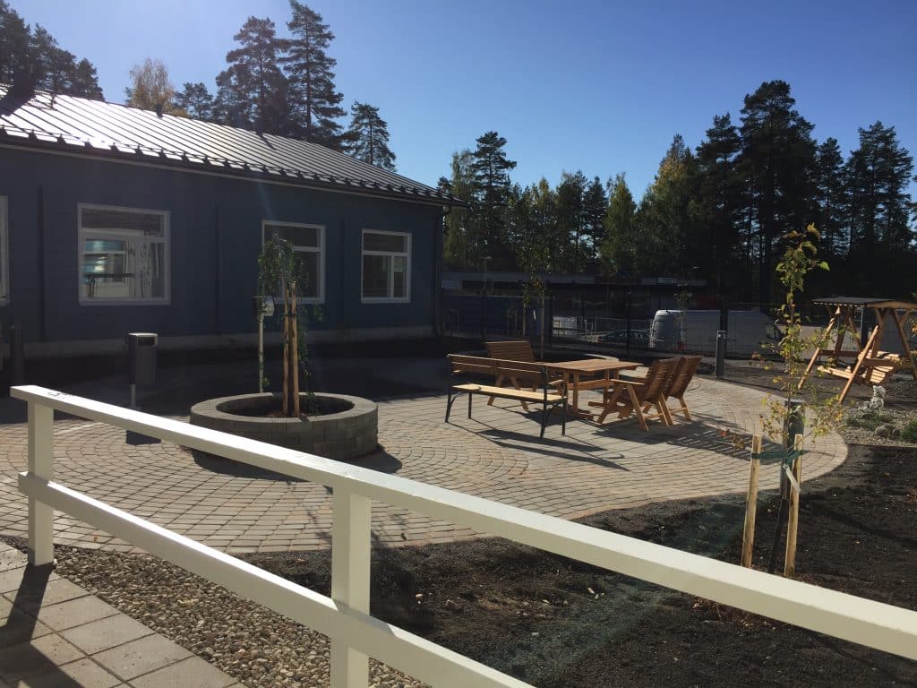 Ruoveden palvelutalo sisäpiha